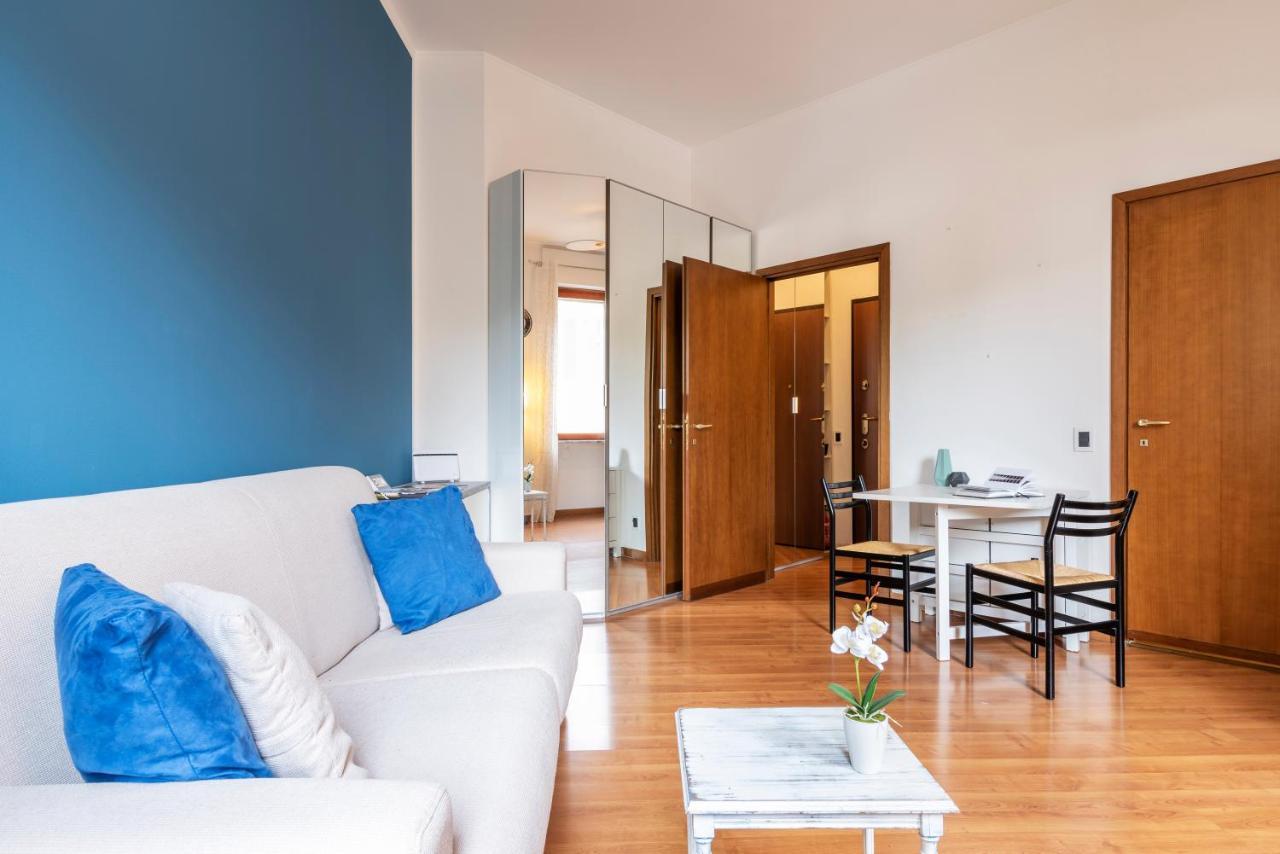Casa Blu Flexyrent Apartment Wifi - No Ac Мілан Екстер'єр фото